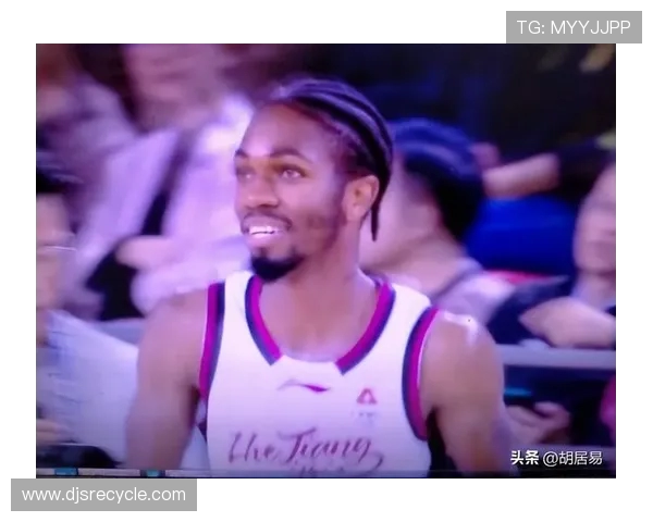 新疆男篮晒新援定妆照幕后曝光 球迷翘首以盼主场首秀时刻狠狠期待